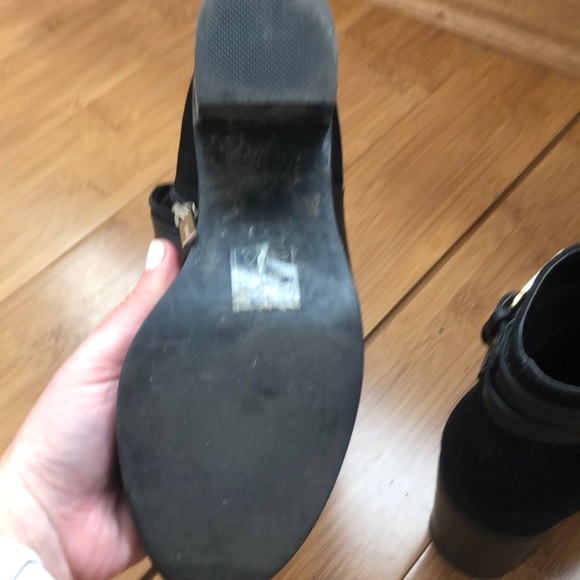 Top shop black and suede with gold booties - Picture 5 of 5